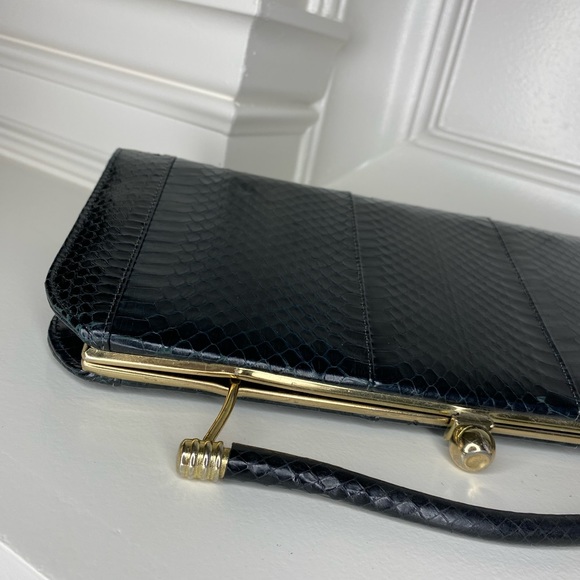 Vintage Snake Skin Versatile Clutch or Handbag - Picture 11 of 16